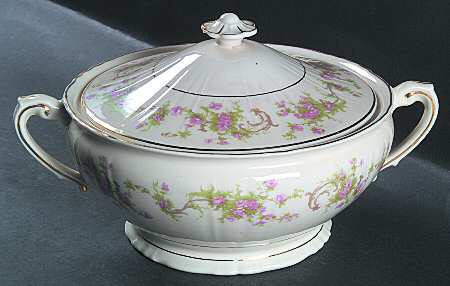 Dearborn Round Covered Vegetable