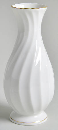 Debonair 7" Bud Vase