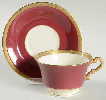 Diane Maroon Footed Cup & Saucer Set