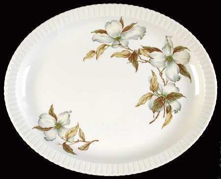Dogwood (Shelledge, No Trim) 11" Oval Serving Platter