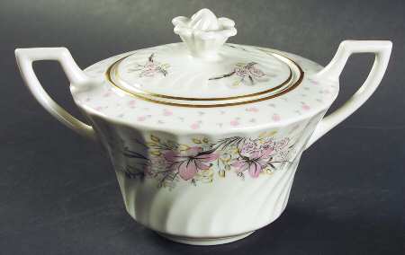 Elizabeth Sugar Bowl & Lid