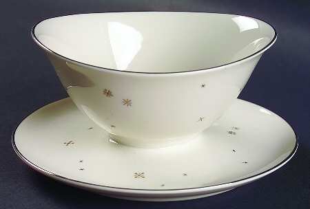 Evening Star Round Gravy Boat/Attached Underplate