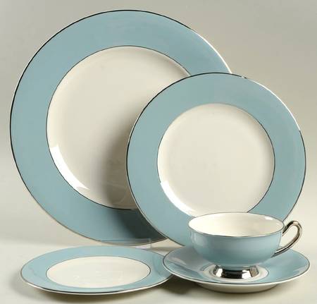 Fascination 5 Piece Place Setting