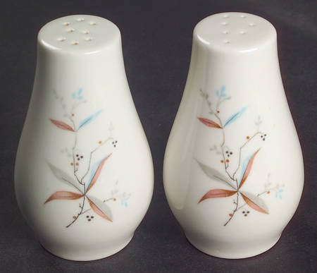Finesse Salt & Pepper Set