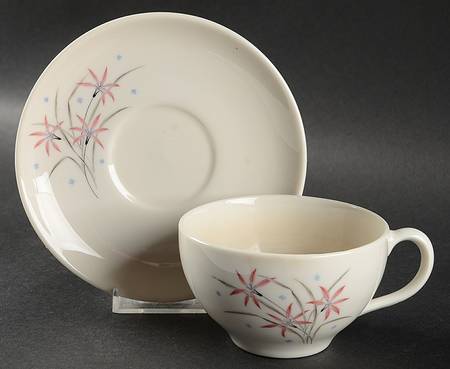 Flame Lily Flat Cup & Saucer Set