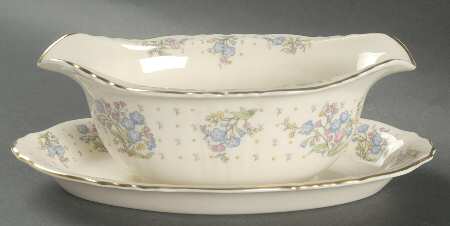 Forget Me Not Gravy Boat with Attached Underplate