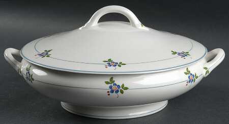 Gardena (Blue Trim) Round Covered Vegetable by Syracuse