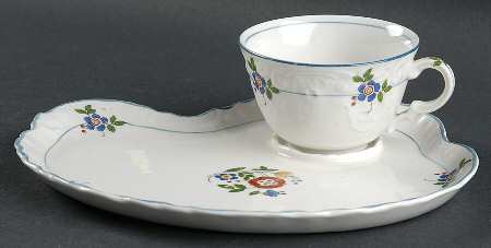 Gardena (Blue Trim) Snack Plate & Cup Set by Syracuse