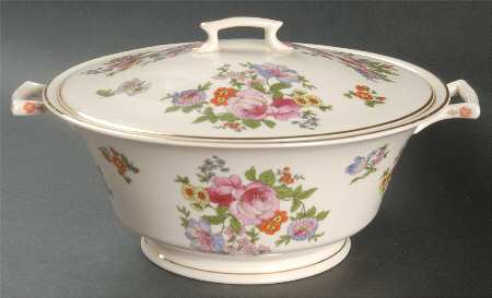 Glenwood Round Covered Vegetable