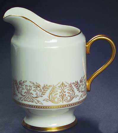 Gold Riviera Creamer