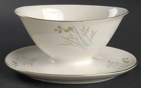 Golden Seeds Gravy Boat with Attached Underplate