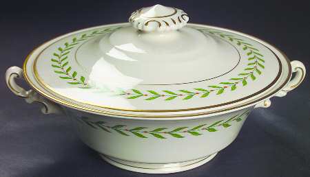 Greenwood Round Covered Vegetable by Syracuse