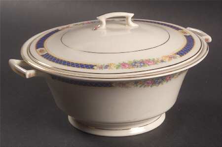 Haddon Round Covered Vegetable