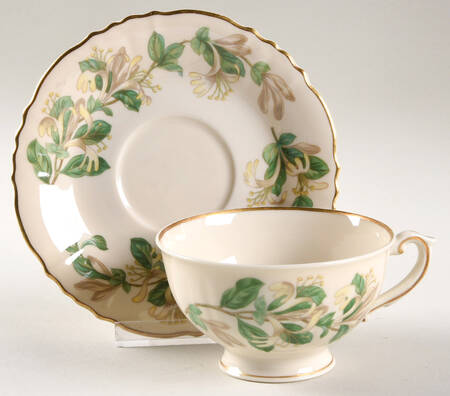 Honeysuckle Footed Cup & Saucer Set