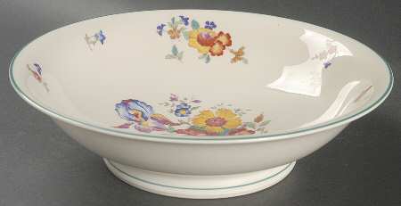 The Hostess 9" Round Vegetable Bowl