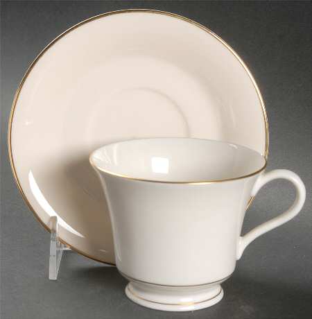 Jamestown Footed Cup & Saucer Set
