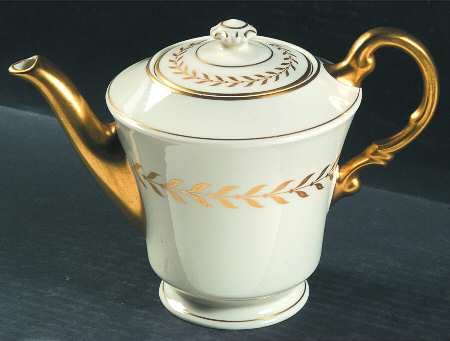 Jefferson Teapot & Lid