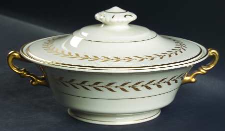 Jefferson Round Covered Vegetable