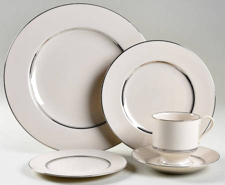 Kent (Platinum Trim) 40 Piece Estate Set