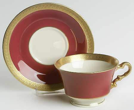 King Arthur Footed Cup & Saucer Set