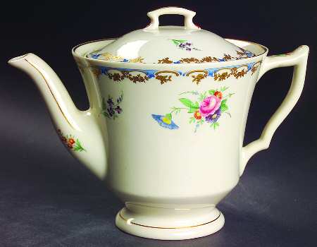 Lady Louise Teapot & Lid