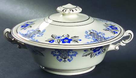 Lady Mary Round Covered Vegetable