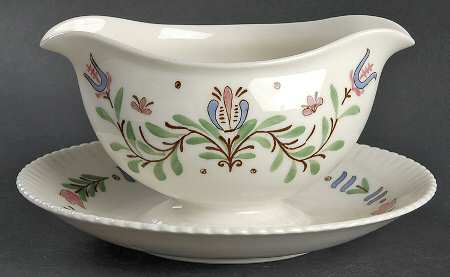 Lancaster Gravy Boat with Attached Underplate