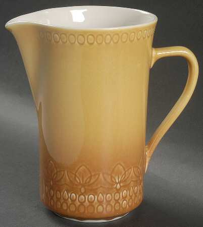 Largo 32 Oz Pitcher