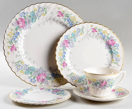 Lilac Rose 5 Piece Place Setting