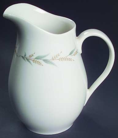 Lynnfield 32 Oz Pitcher