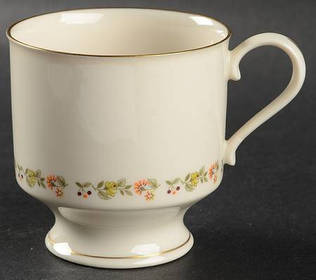 Madison Footed Cup