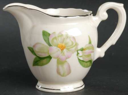 Magnolia Creamer