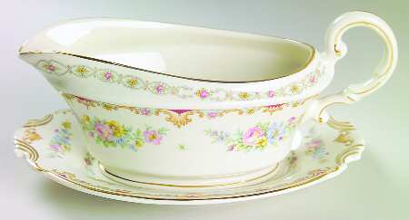 Marlene Gravy Boat & Underplate