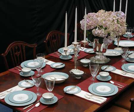 Meadow Breeze 46  Piece Estate Set
