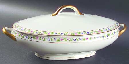 Melrose Oval Covered Vegetable