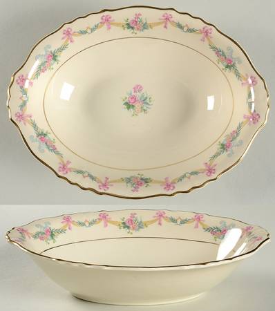 Milicent 9" Oval Vegetable Bowl