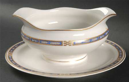 Mistic Blue Gravy Boat with Attached Underplate