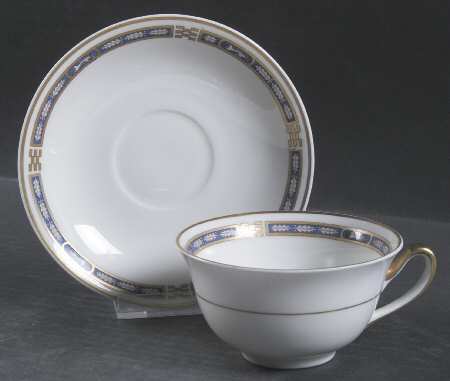 Mistic Blue Footed Cup & Saucer Set