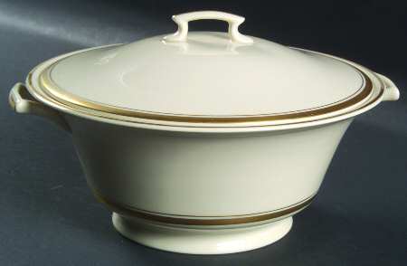 Monticello Round Covered Vegetable