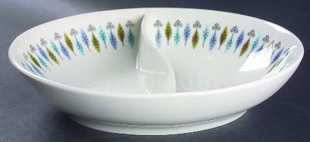 Nordic 10" Oval Divided Vegetable Bowl