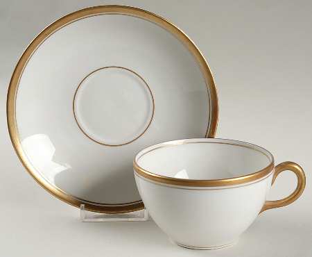 Old Colony Oversized Cup & Saucer Set