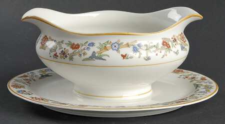 Oriental (Yellow Trim) Gravy Boat with Attached Underplate