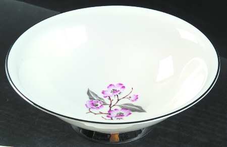 Patricia 8" Round Vegetable Bowl