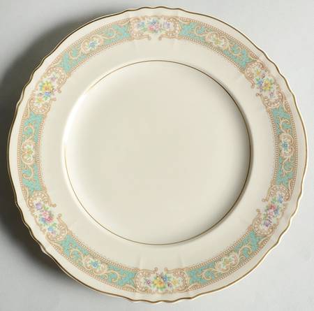 Raleigh Green Luncheon Plate