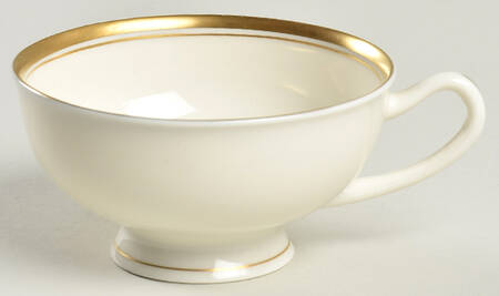Regent Footed Cup
