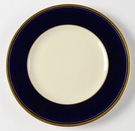 Royal Court Luncheon Plate