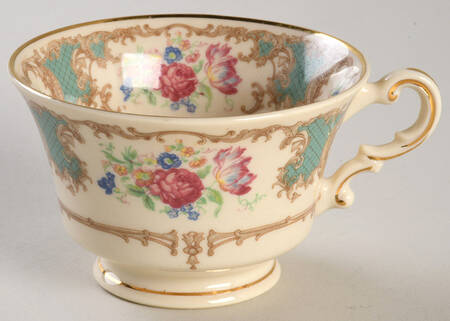 Romance Green Footed Cup
