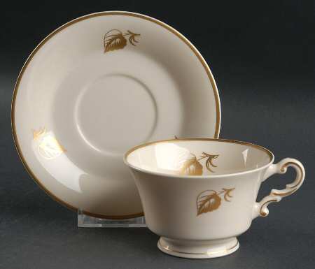 Roseleaf Footed Cup & Saucer Set