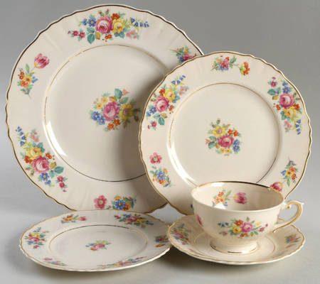 Rosemoor 5 Piece Place Setting