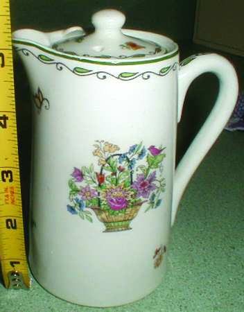 Roslyn Coffee Pot & Lid
